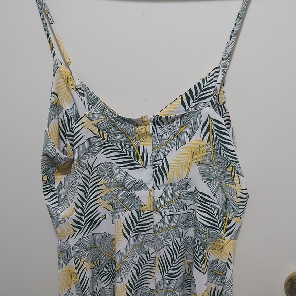 Luna Size Small White Dress with Green and Yellow Pattern (S) - Picture 7 of 10